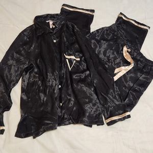 Victoria’s Secret Black Dot Satin 2-Piece Pajama Set M